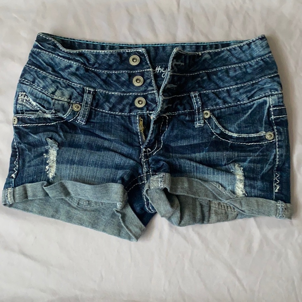 shorts size 3
